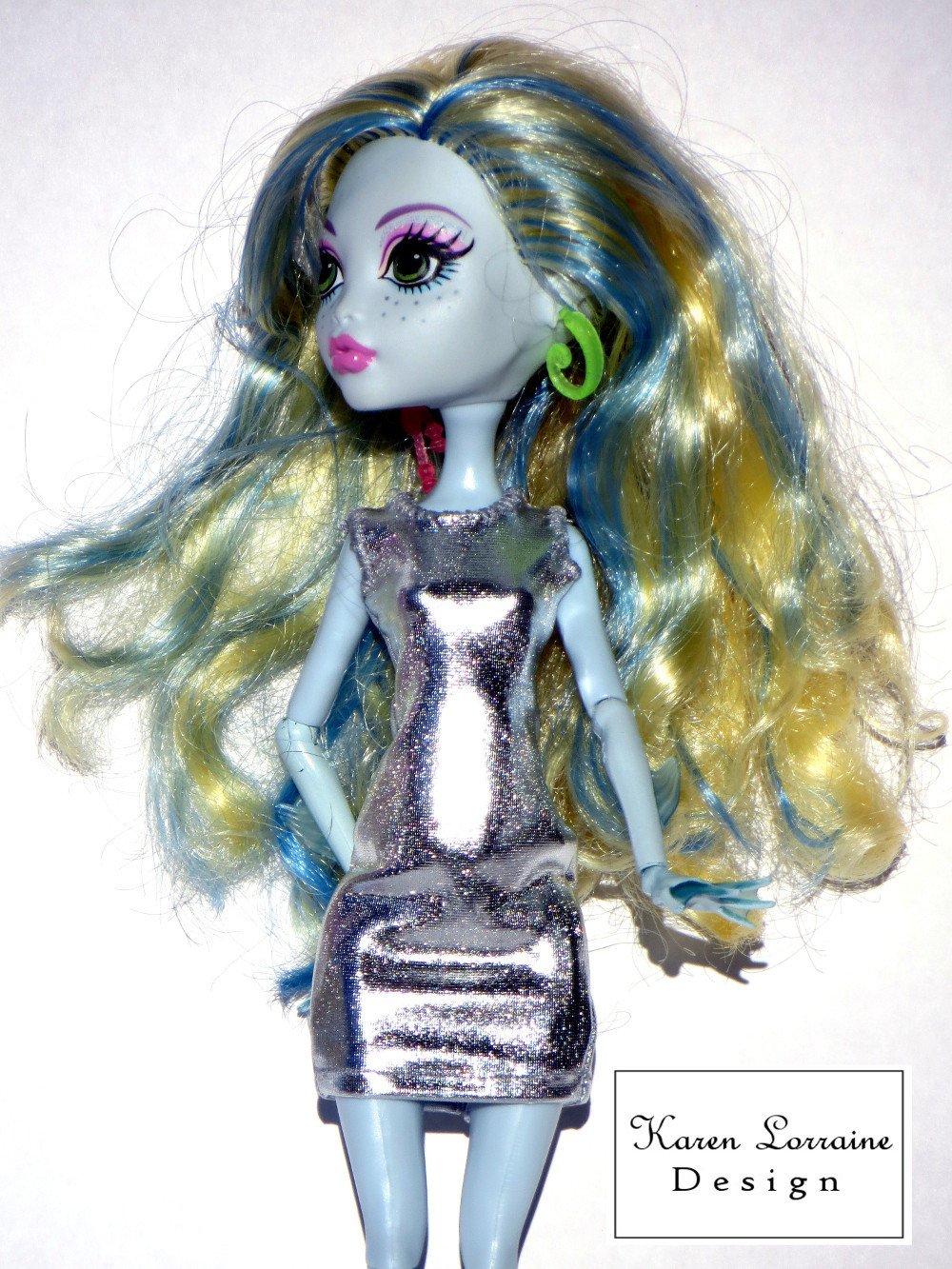 The Versatility Package Pattern for Monster High Dolls