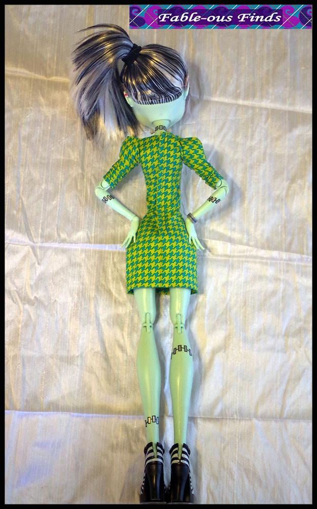 Clown Chic Sheath Dress and Glasses Pattern for 17 inch Monster High Dolls