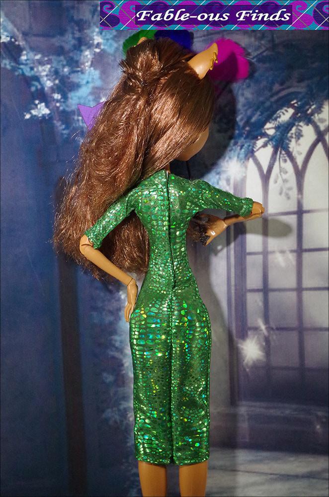 The Batwing Dress for 17" Pattern for Monster High Dolls