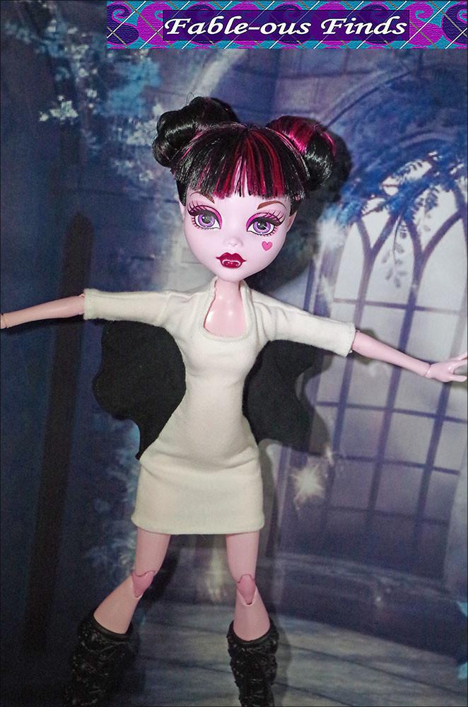 The Batwing Dress for 17" Pattern for Monster High Dolls