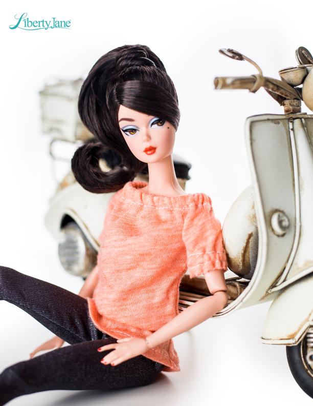 U.K. Holiday Outfit for 11-1/2” Fashion Dolls