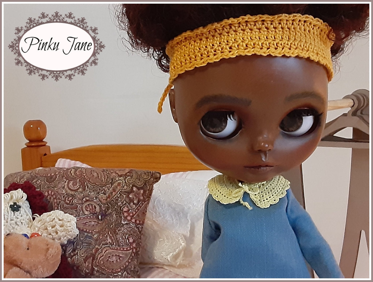 Collar, Headbands, & Bags Crochet Pattern For 12" Blythe Dolls