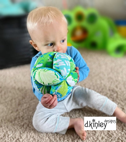 Nonni's Baby Ball Accessory Pattern for Dolls and Kids