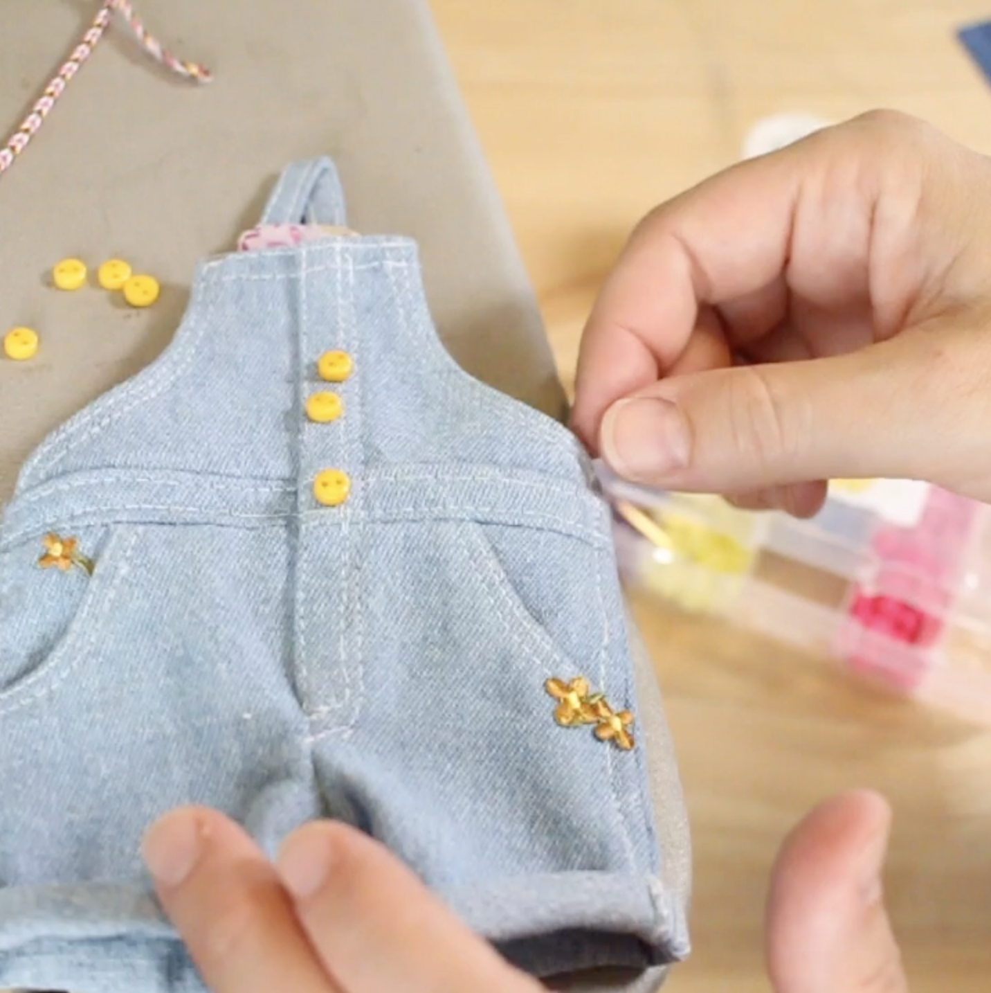 Working With Embellishments - Master Class Video Course