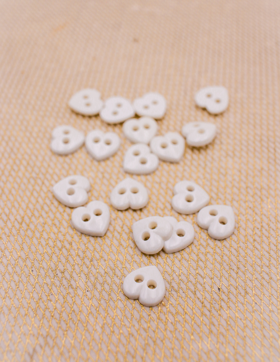 Pixie Packs Buttons - White Heart 3/8"